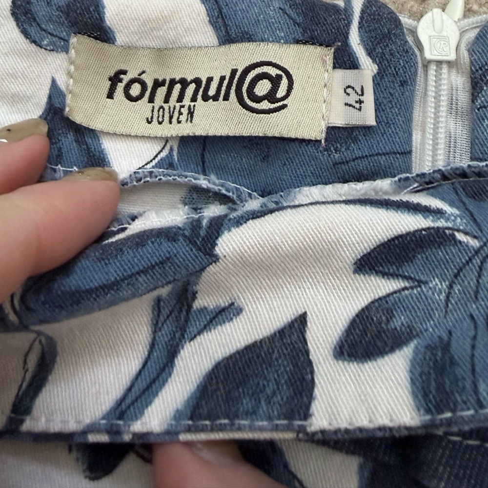 Vintage Y2K Mini Skirt Floral Belted Mini Skirt Navy Belt Silver Accent Slit - Picture 11 of 11